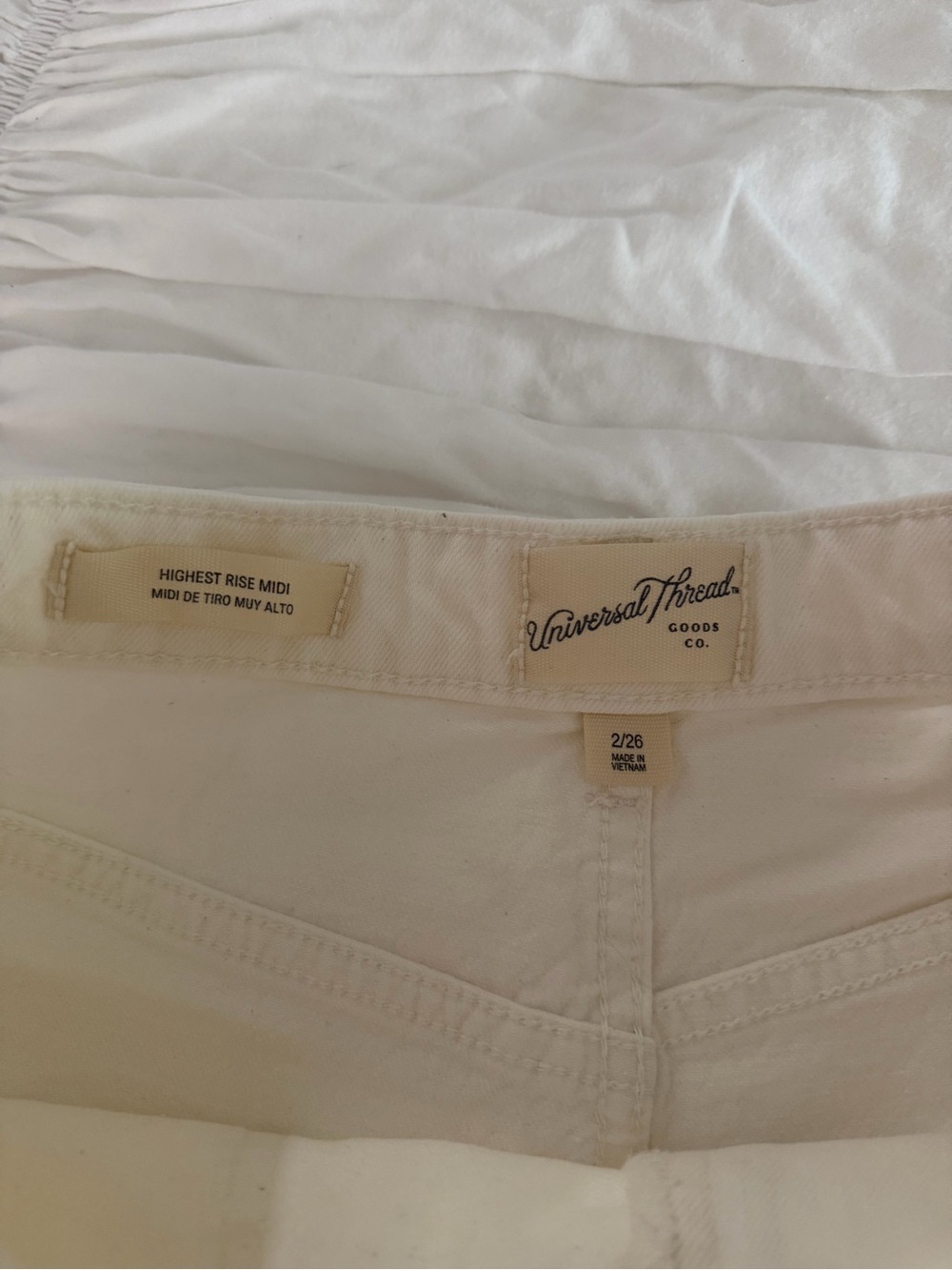 Universal Thread High Rise Midi Shorts Size 2/26 - Picture 8 of 11